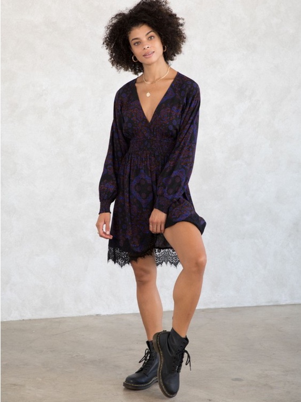 NWT LoveStitch Black dress lace vneck smocked waist- long sleeve paisley print S - Picture 6 of 7